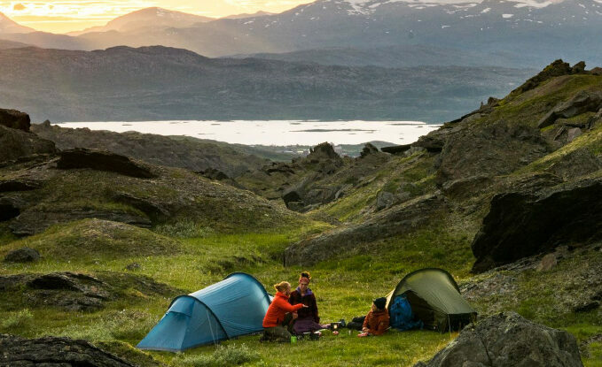 fenix-support-02-2 camping on the mountain