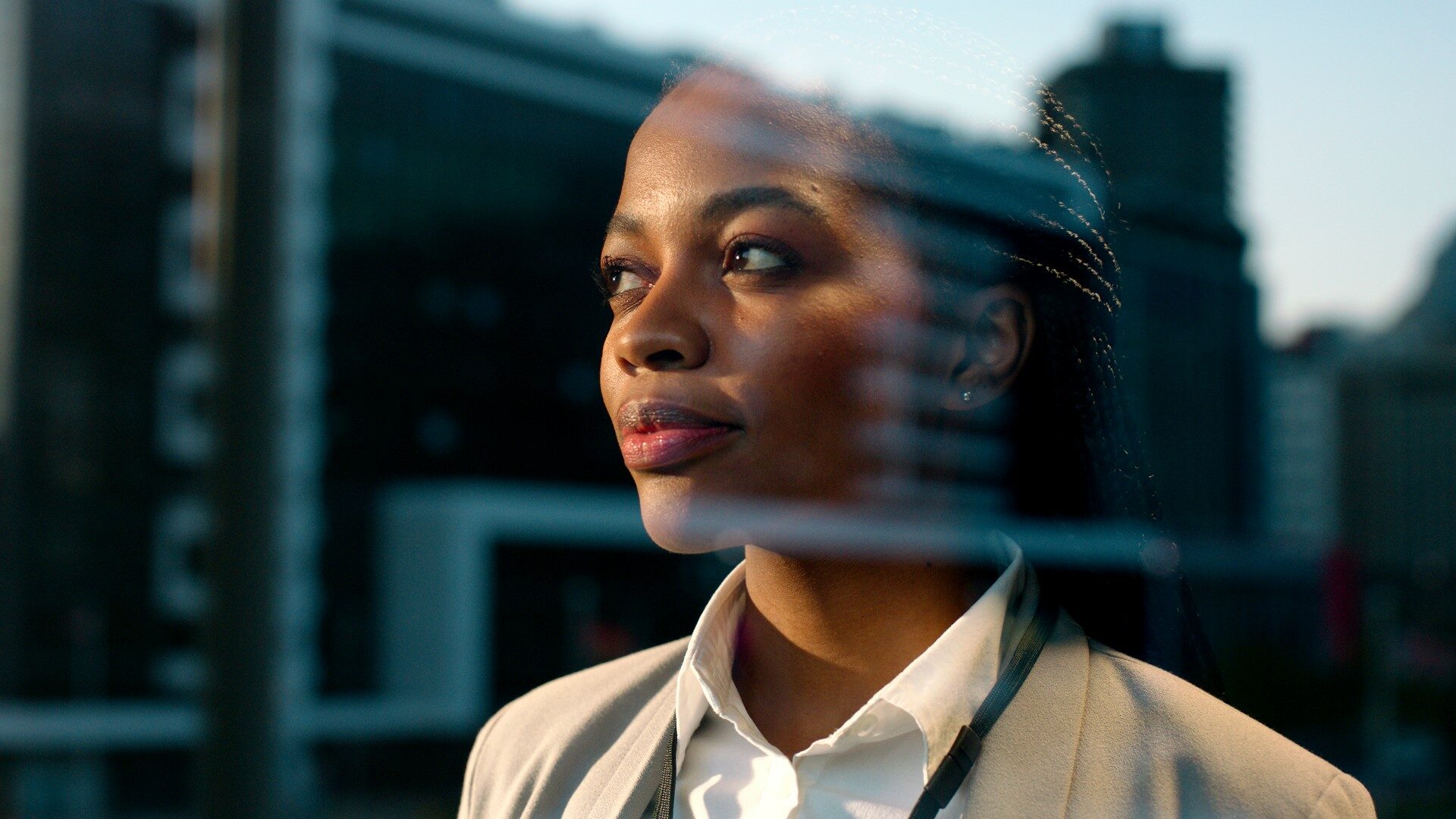 Visionary woman letting her gaze wander into the distance