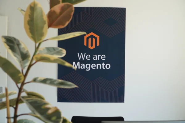 Sign with the inscription "We are Magento" in the office of netz98 - a valantic company in Stuttgart, Leinfelden-Echterdingen Sign with the inscription "We are Magento" in the office of netz98 - a valantic company in Stuttgart, Leinfelden-Echterdingen