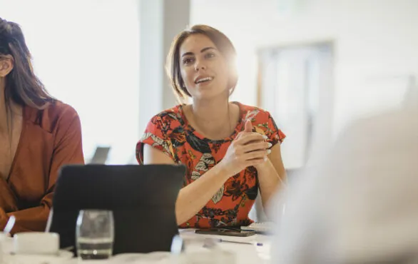 Foto einer Workshopsituation mit zwei Frauen | Unternehmensplanung mit Anaplan