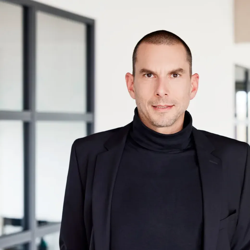 Tim Wedler, Managing Director, Division Customer Experience